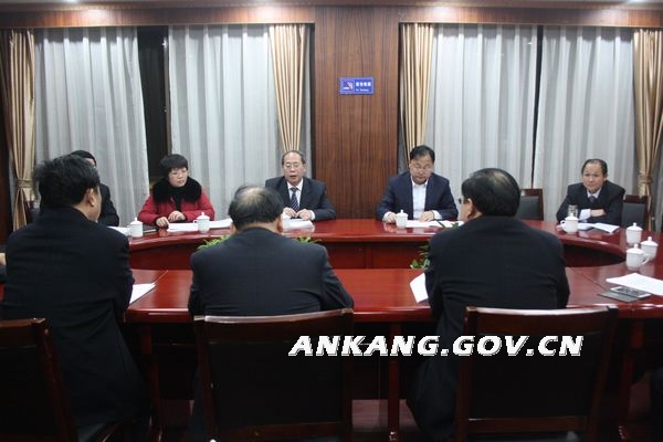 市三届人大六次会议财政经济审查委员会会议召开